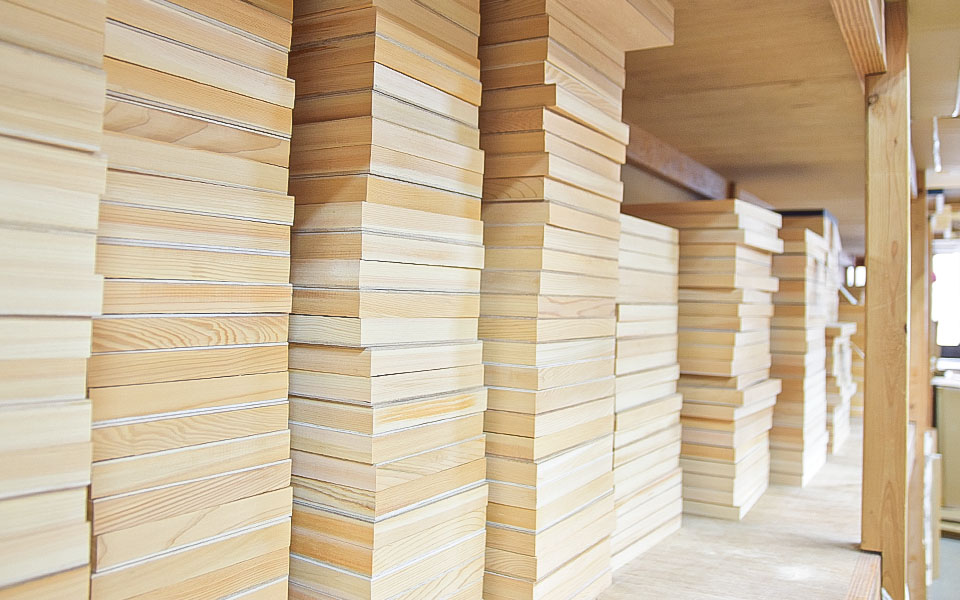 長野県木曽谷の工場で製造された木材